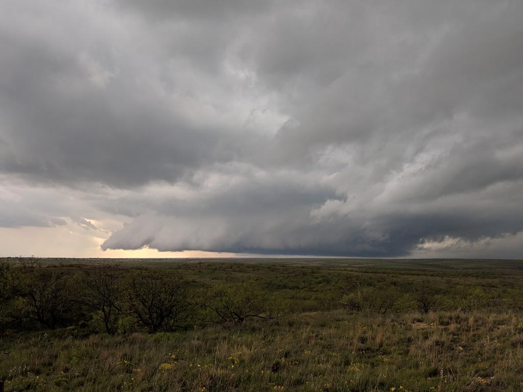 Wall cloud northwest of Amarillo at 4:13pm