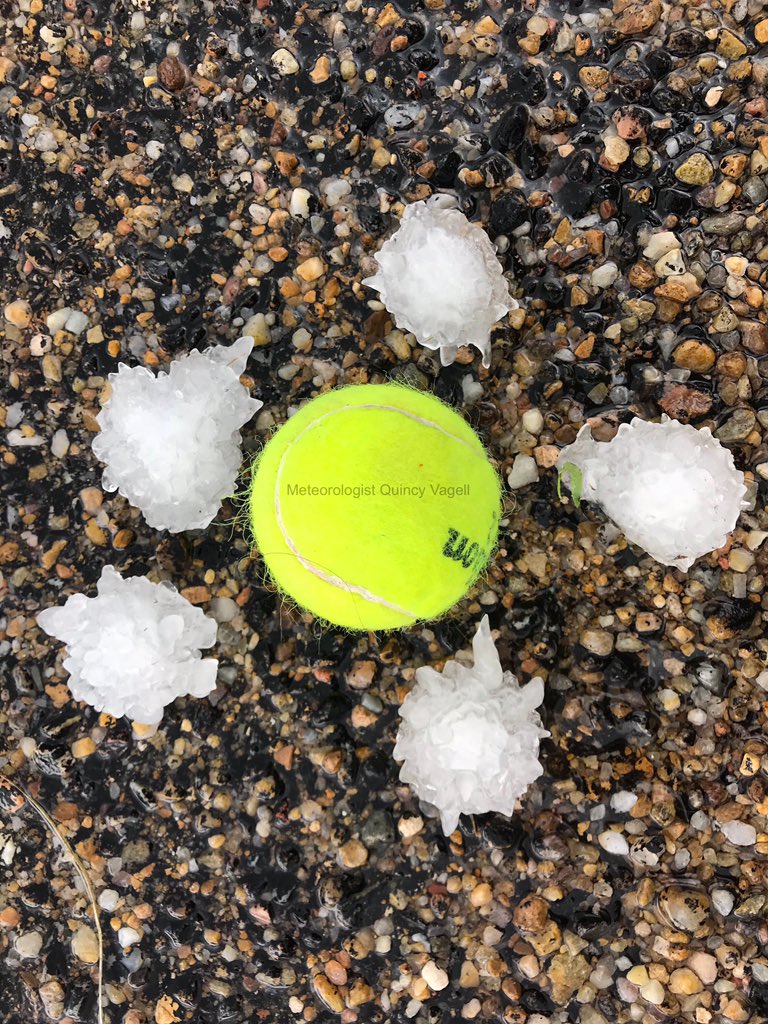 Golf ball size hail 6 miles northwest of Fritch, Texas at 1:53pm