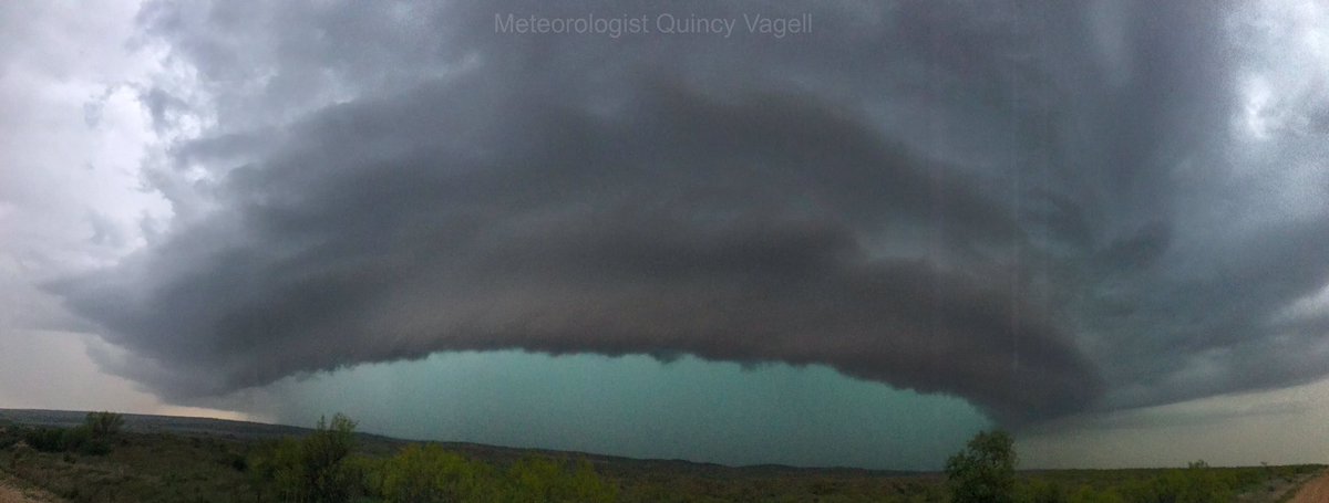 Mesocyclone near Howardwick, Texas at 7:37pm