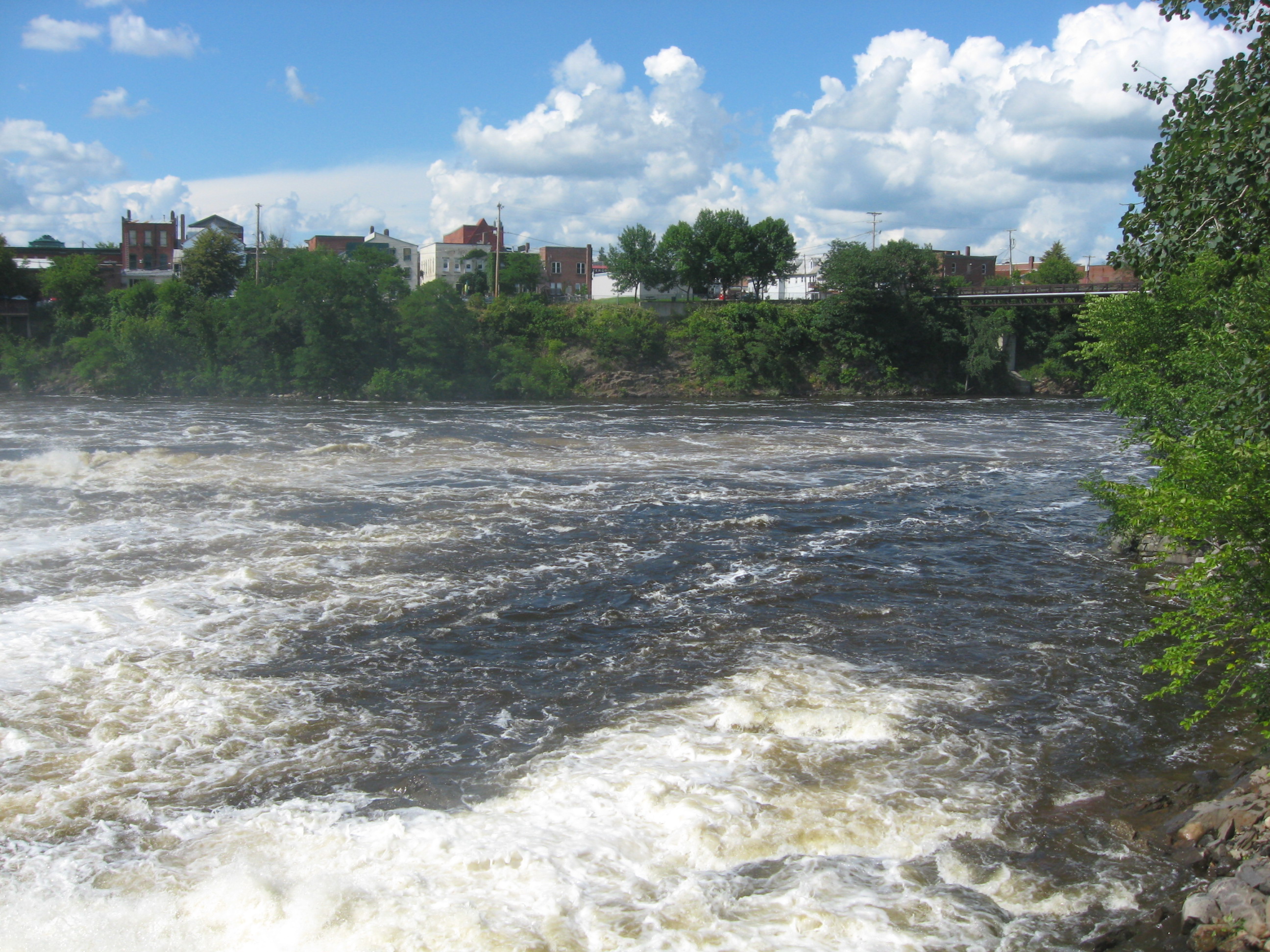 Photograph of the Kennebec River at Skowhegan, ME (SKOM1) looking downstream