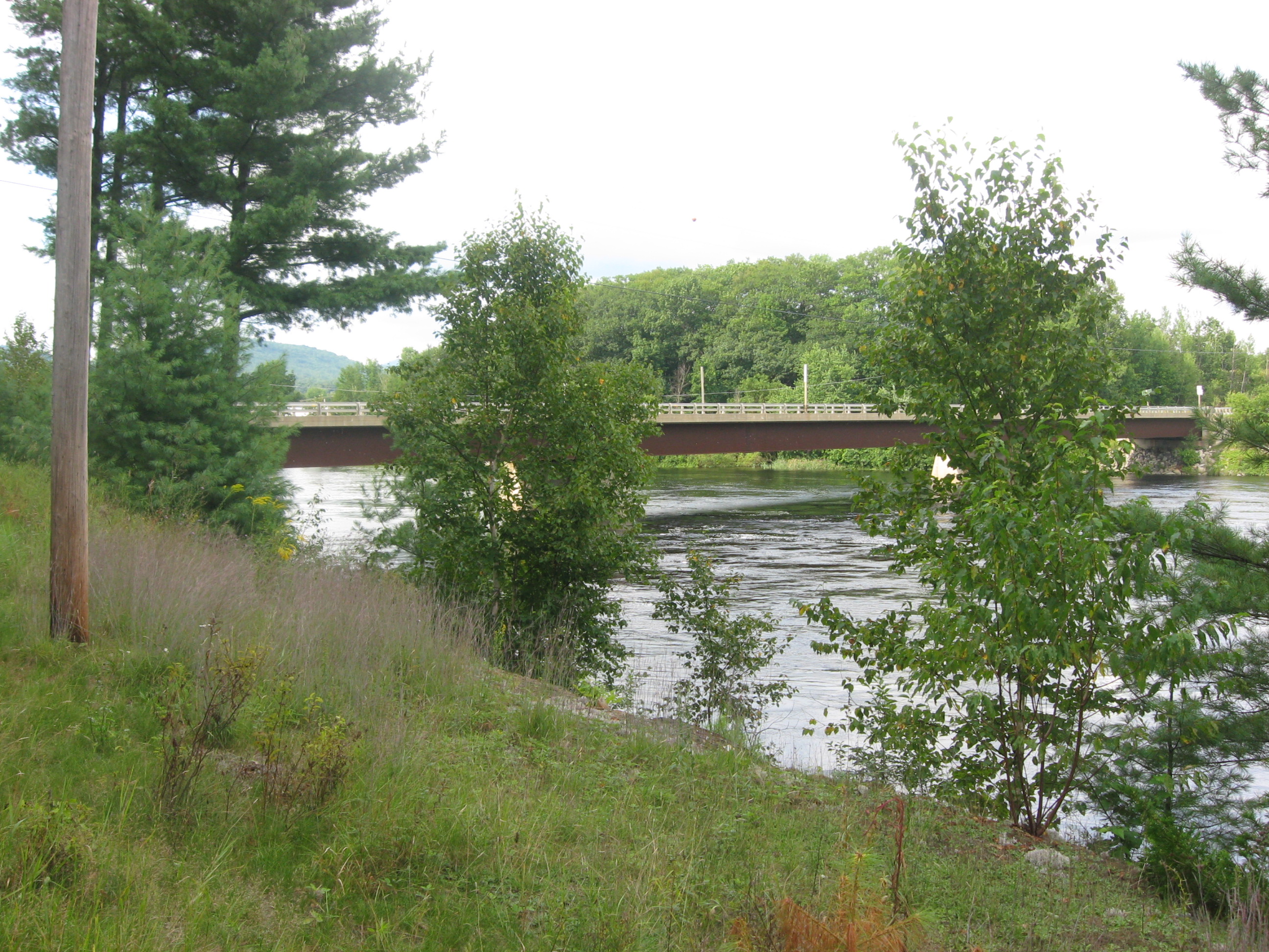 Photograph of the Kennebec River at Bingham, ME (BNGM1)