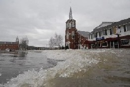 Photograph of flooding on Main Street in Fort Kent, ME on April 30, 2008