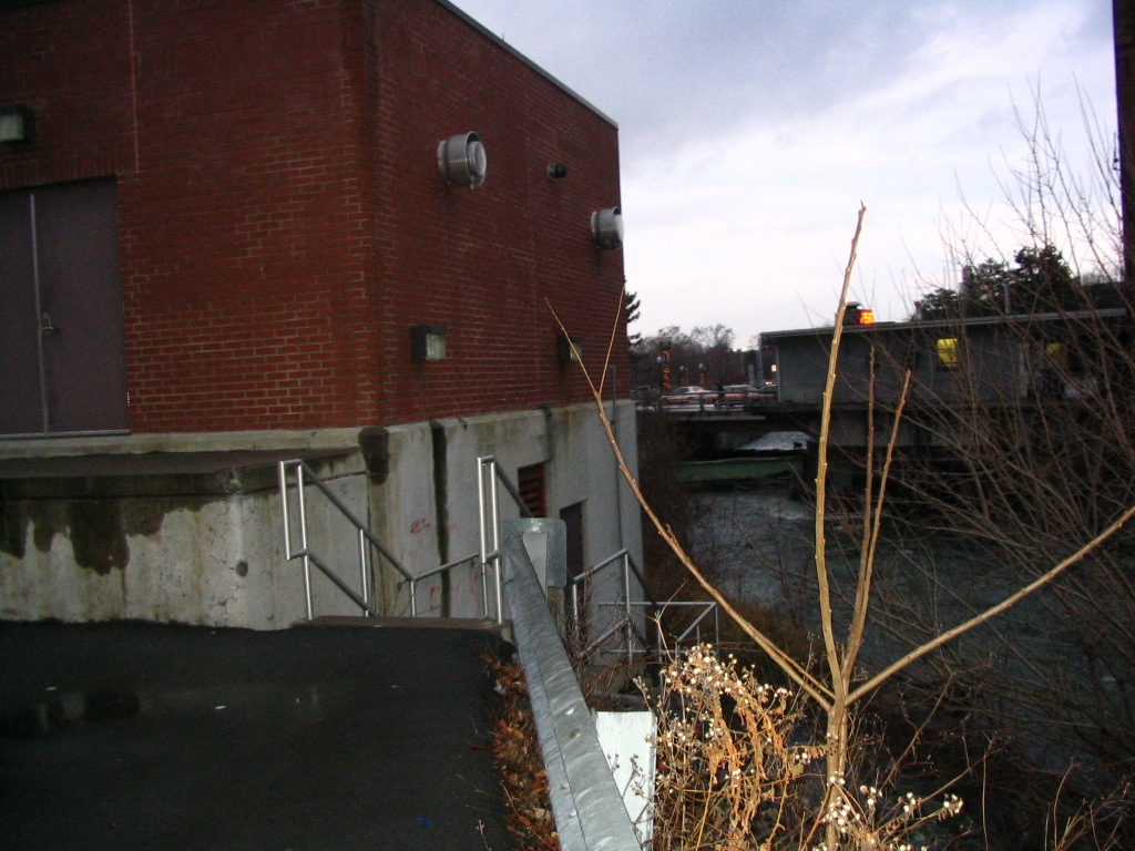 Photograph of the Auburn Sewer Treatment Facility at the Owasco Lake Outlet at Auburn, NY (AUON6)