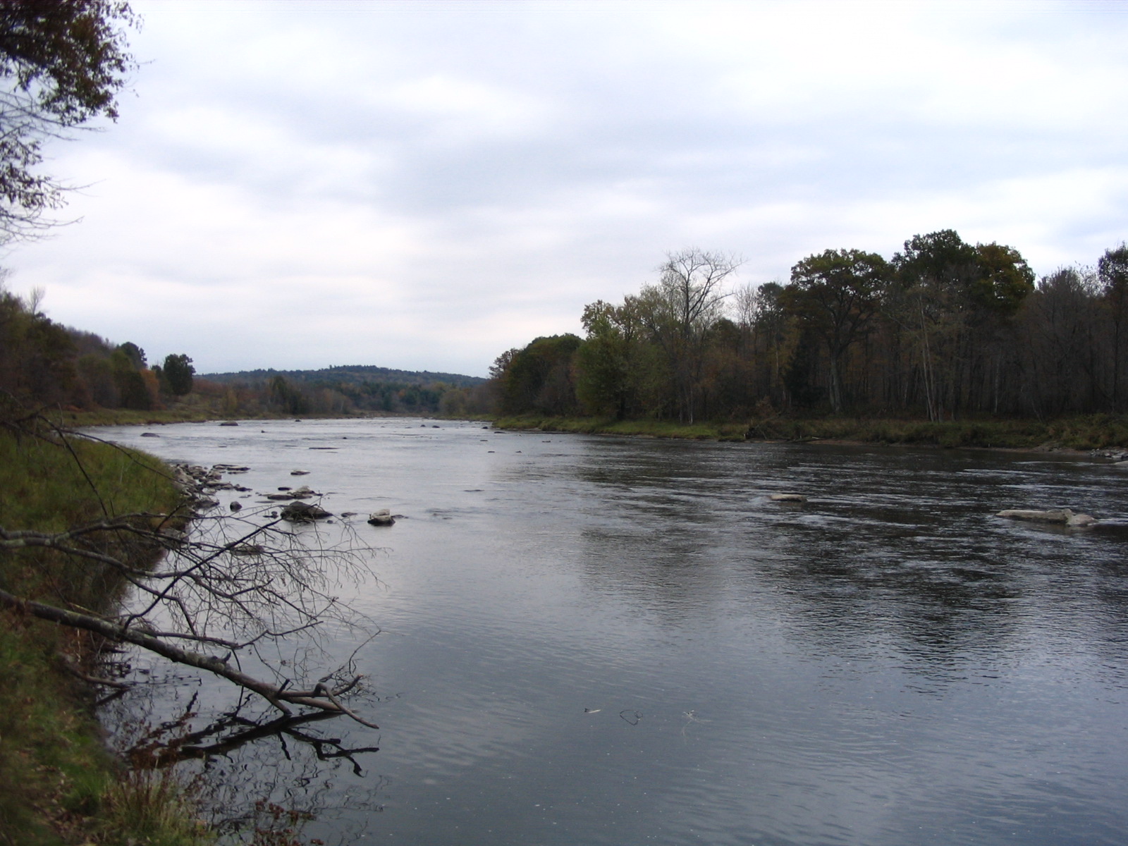 Photograph of the Lamoille River at East Georgia, VT (GEOV1) looking upstream