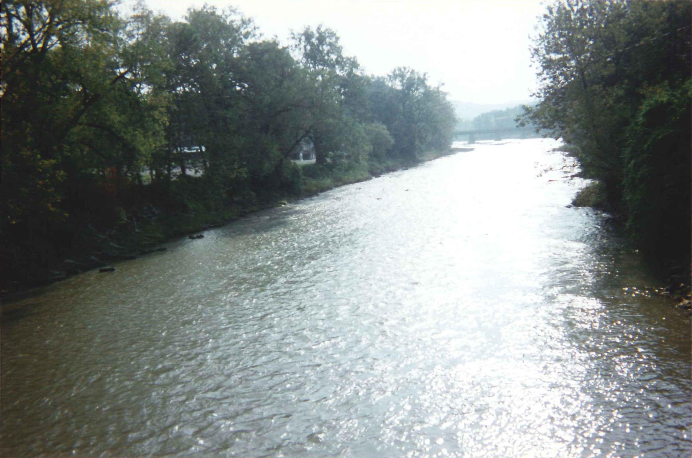 Photograph of the Cattaraugus Creek at Gowanda, NY (GOWN6) looking upstream