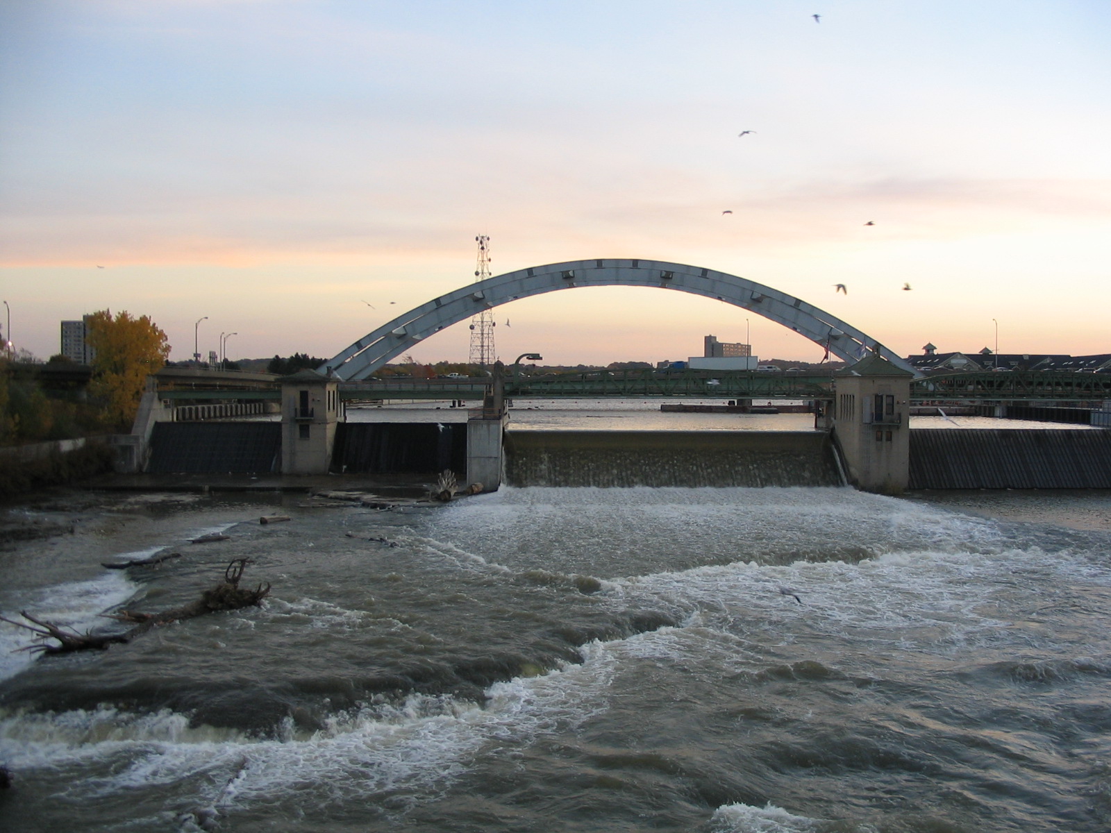 Photograph of the Genesee River at Rochester, NY (RHRN6) looking upstream