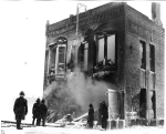 Building on fire during or soon after the blizzard.   Source: Minneapolis Star Journal