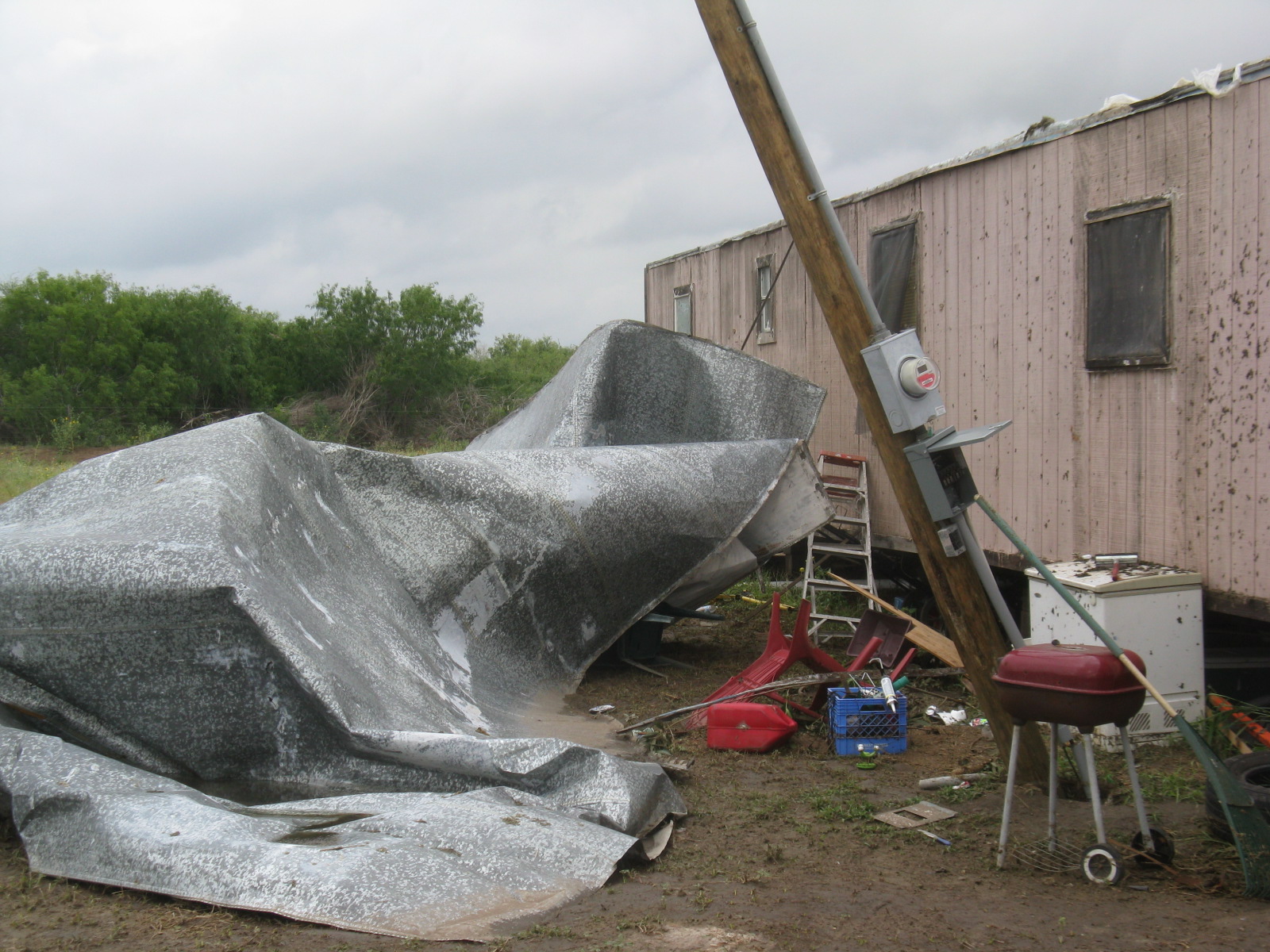 Spring 2012 Storm Season Remains Busy: Microburst Damages Colonia northeast  of Edinburg on May 9th