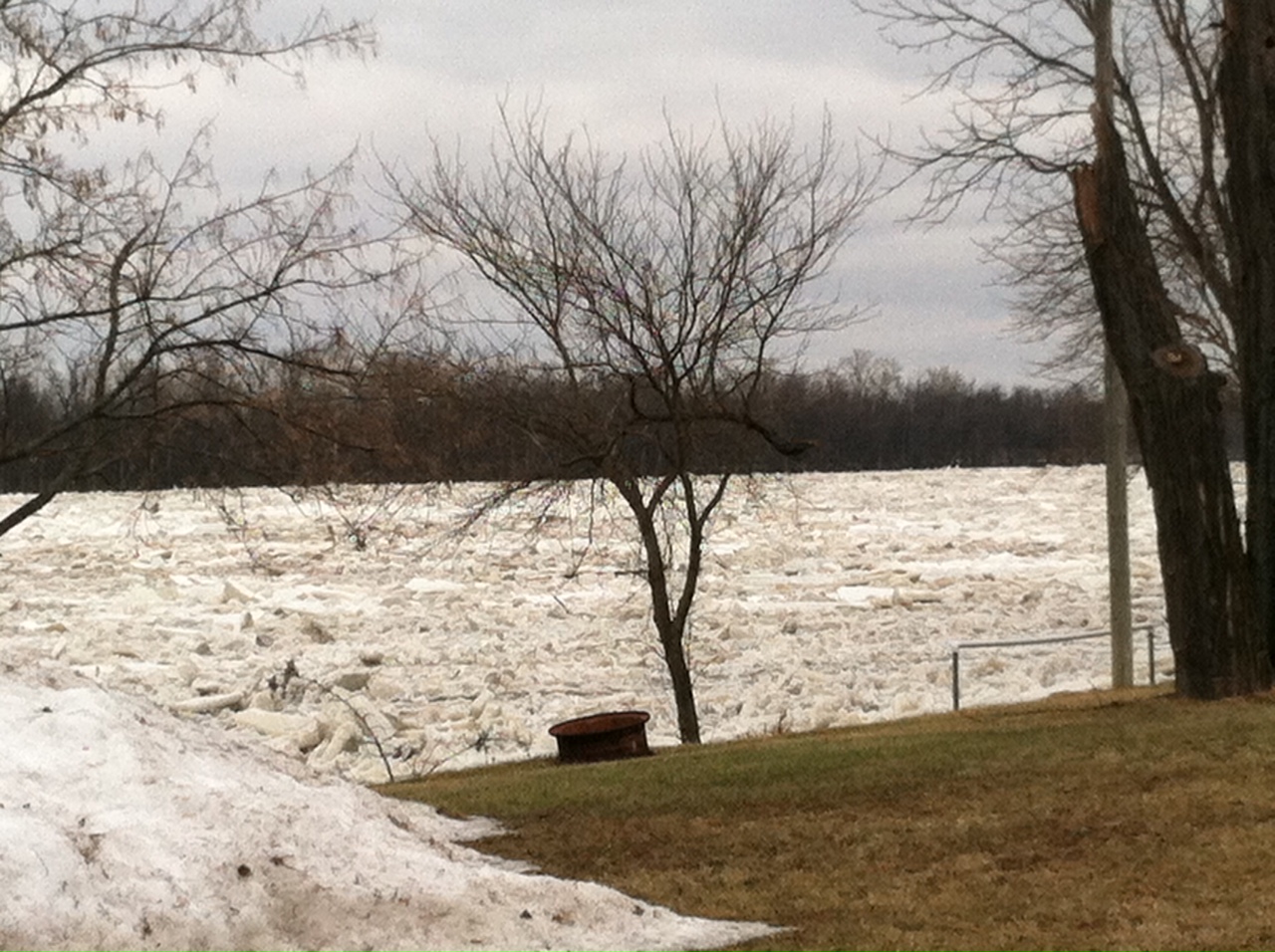 ice jam along the Maumee River a few miles upstream of Grand Rapids, OH