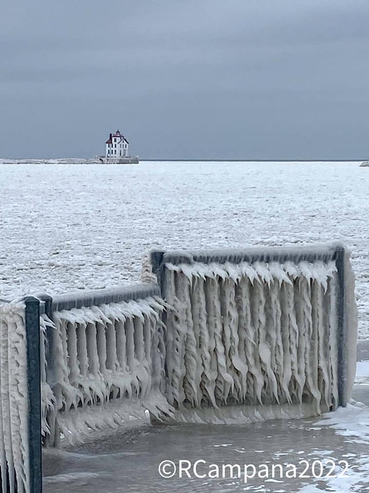 Photo of Lorain Lighthouse off of Mile Long Pier in Lorain, OH. 