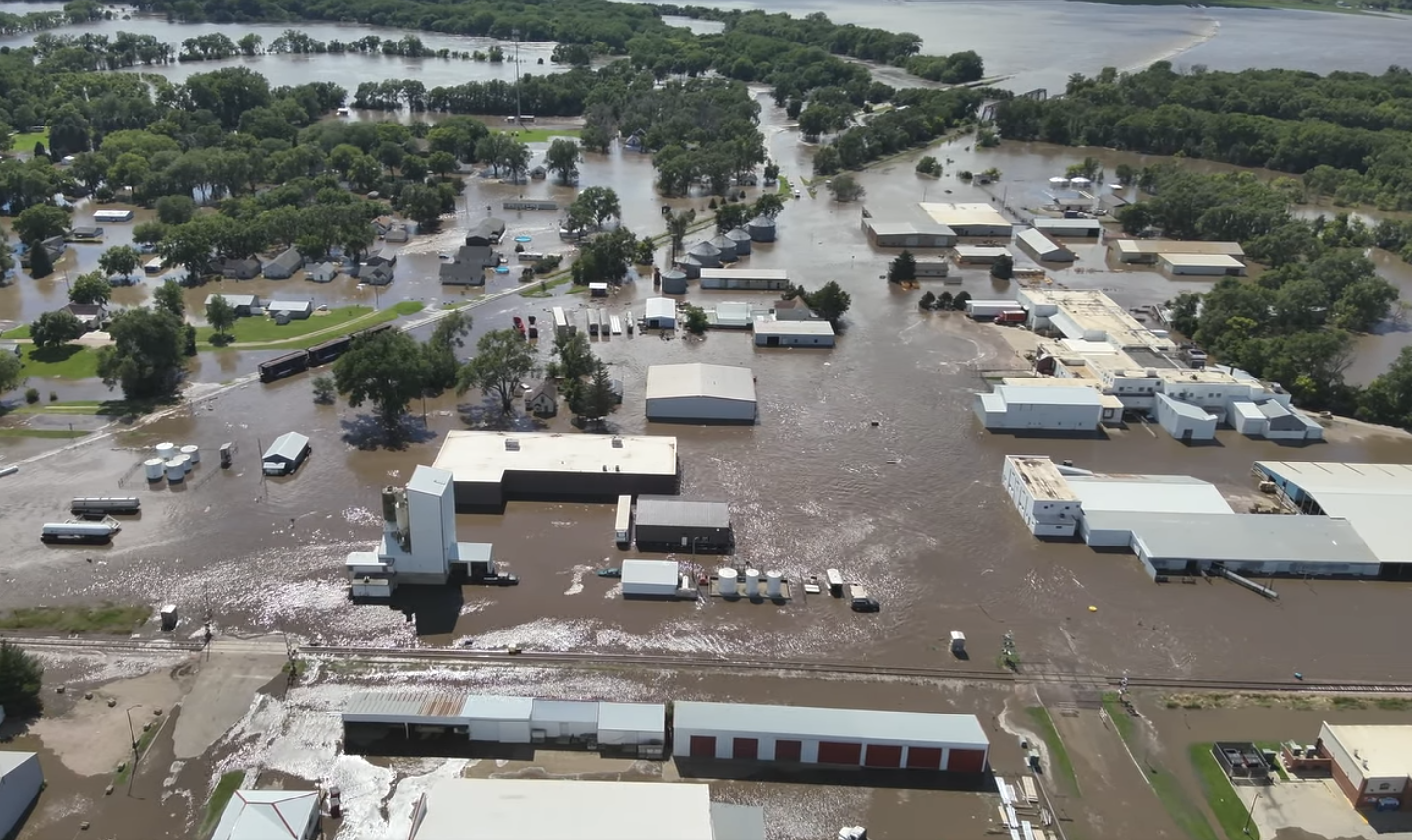 Areal photo of Hawarden Iowa flooding