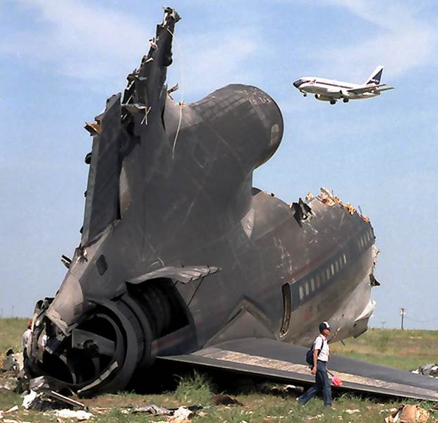 Delta Flight 191 Incident at DFW Airport (2023)