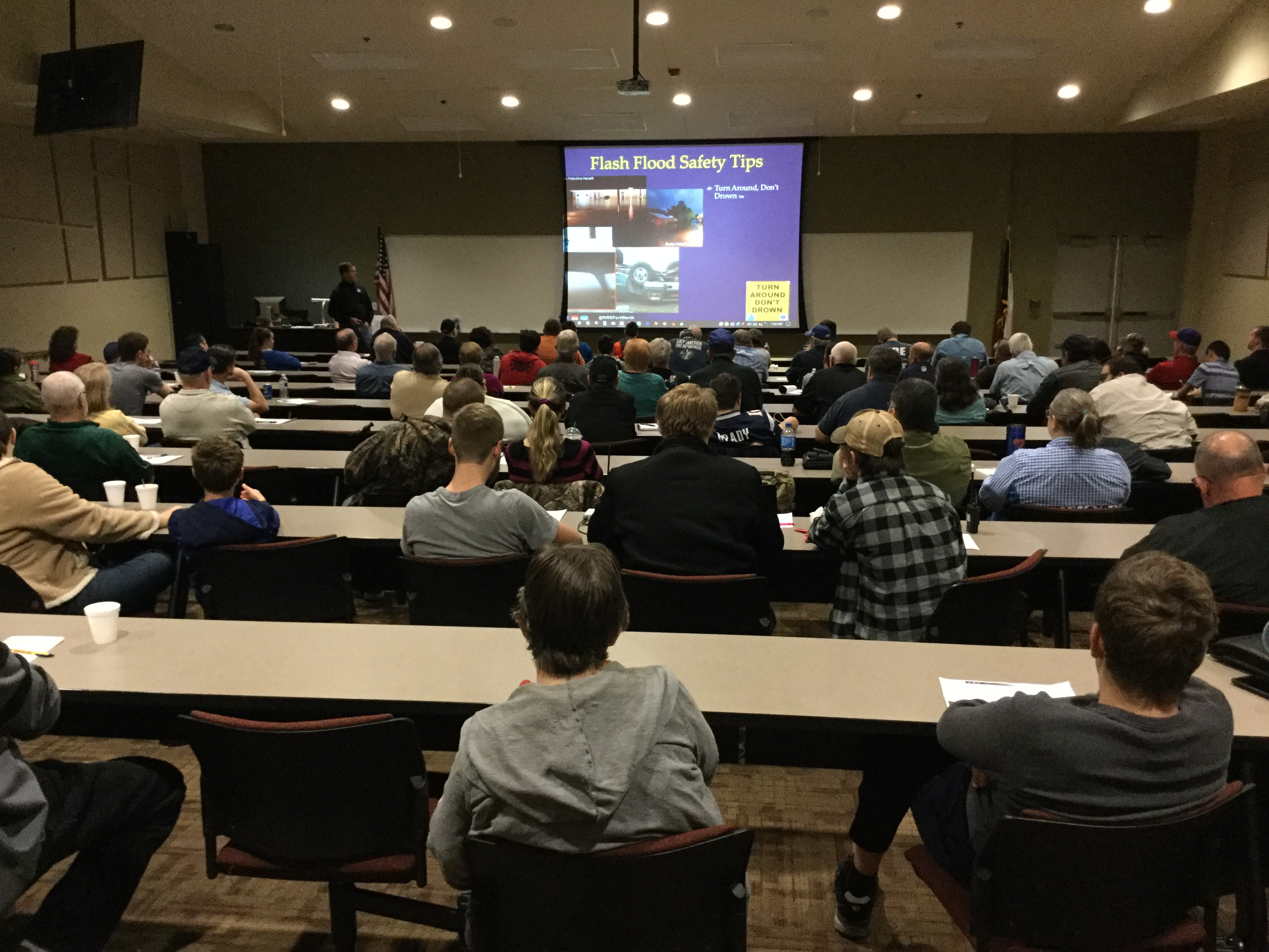 A picture of a SKYWARN class with attendees.