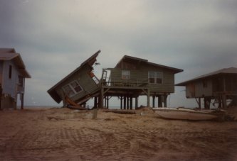 Garden City, SC.  Photo from the Georgetown County Hurricane photo collection.