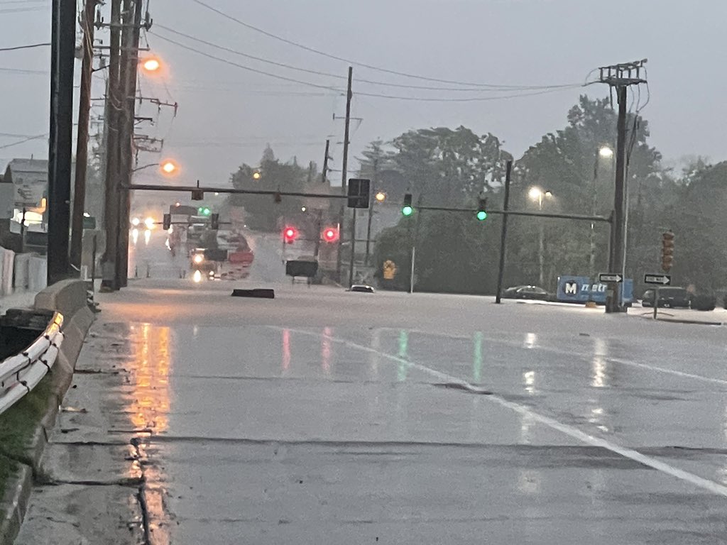 Flooding on S. Brentwood and Marshall Avenue in Webster Groves, MO.