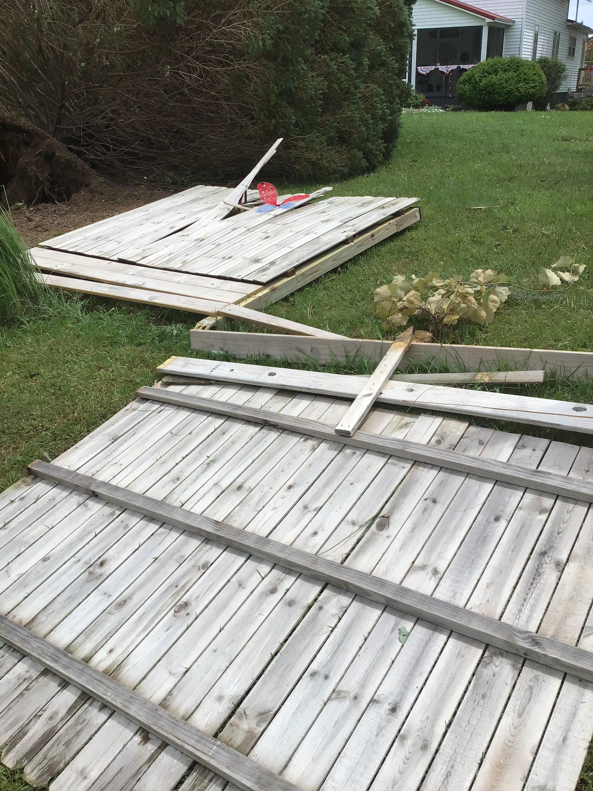 Photo of fence damaged in Rensselaer, MO.