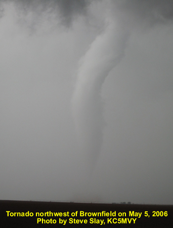 Tornado northwest of Brownfield on May 5, 2006. Photo by Steve Slay, KC5MVY.