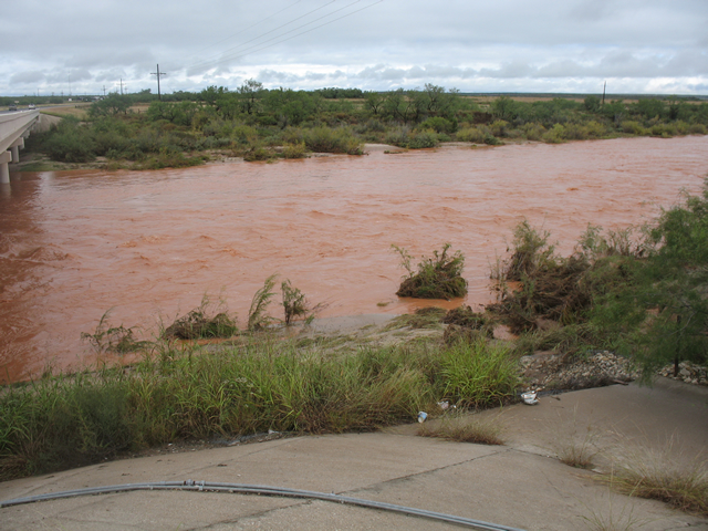 South Fork of the Double Mountain Fork of the Brazos River along U.S. 84 southeast of Post (photographs taken by John Lipe and Marty Mullen, NWS Lubbock)