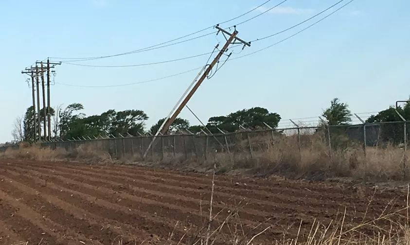 Downed power lines near Memphis, Texas