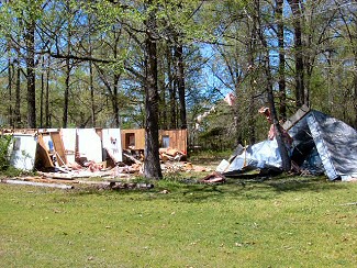 A mobile home was destroyed near Glendale (Lincoln County).