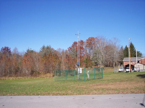 View of the Big South Fork RAWS site looking north