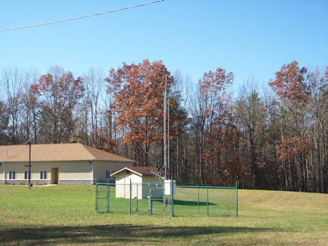 View of the Big South Fork RAWS site looking west