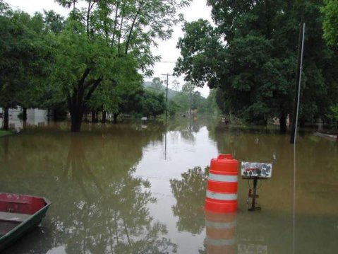 View of Brown's Ferry Road north of I-24 (west of downtown Chattanooga in Hamilton County).