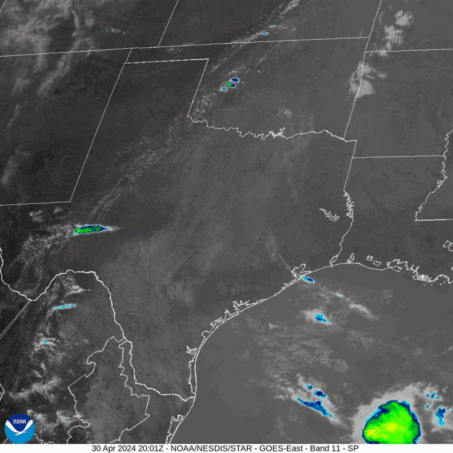 Regional Cloud Top Infrared Satellite Loop from 3:01 pm CDT on April 30, 2024 to 3:01 am CDT on May 1, 2024