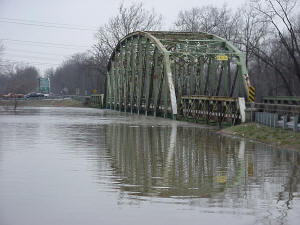 Photo of the State Route 64 bridge taken at East Mount Carmel, IN
